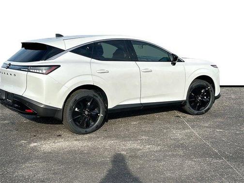 2025 Nissan Murano SV