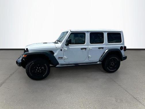 Bright White Clearcoat 2023 Jeep Wrangler Willys