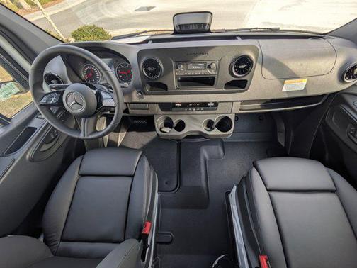 2026 Mercedes-Benz Sprinter 2500 Standard Roof
