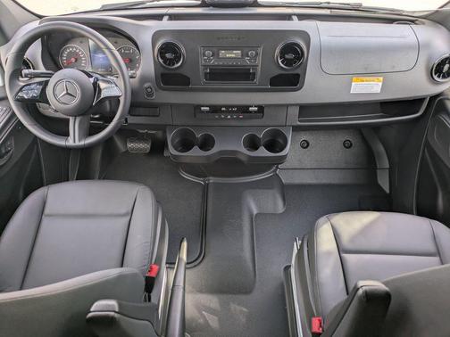 2026 Mercedes-Benz Sprinter 2500 Standard Roof