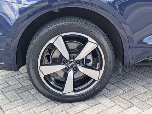 2023 Audi Q5 45 S line Prestige