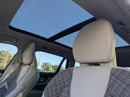 2020 Volvo V60 T5 Momentum