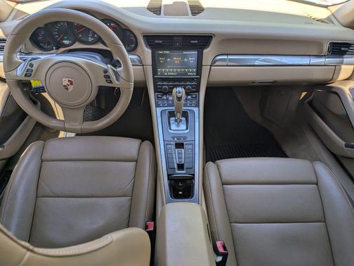 2015 Porsche 911 Carrera