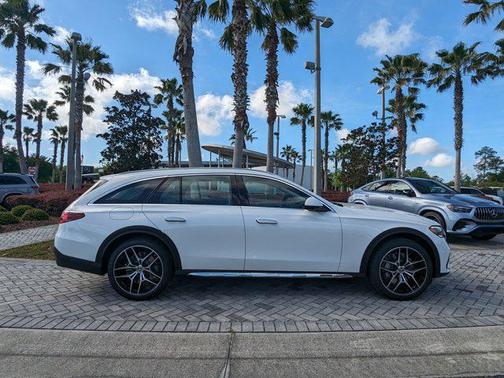 2025 Mercedes-Benz E-Class 4MATIC
