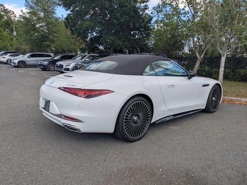 MANUFAKTUR moonlight white magno (White Ambiance) 2026 Mercedes-Benz Maybach SL 680 Monogram Series 4MATIC