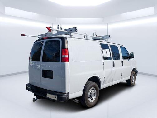 2024 Chevrolet Express 2500 RWD 2500 Regular Wheelbase WT