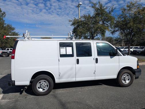 2024 Chevrolet Express 2500 RWD 2500 Regular Wheelbase WT