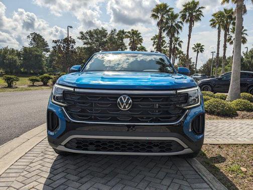 2024 Volkswagen Atlas Cross Sport 2.0T SE w/Technology 4MOTION