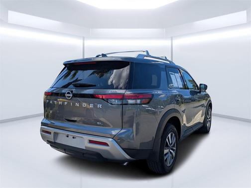 2025 Nissan Pathfinder SL FWD