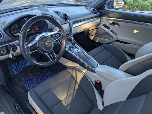 2018 Porsche 718 Cayman Base