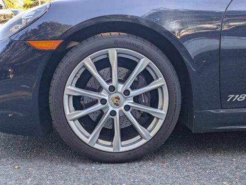 2018 Porsche 718 Cayman Base