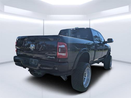 2019 RAM 2500 Laramie Crew Cab 4x4 6'4' Box