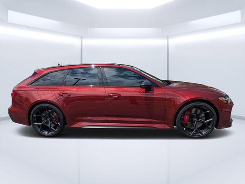 Grenadine Red Metallic 2025 Audi RS 6 Avant 4.0T