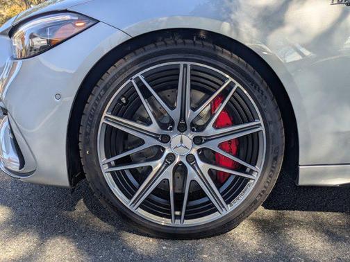 2026 Mercedes-Benz AMG C 43 4MATIC