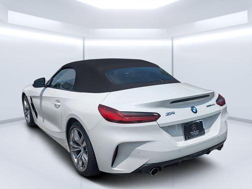 Alpine White 2026 BMW Z4 sDrive30i