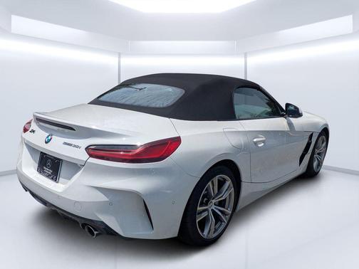 Alpine White 2026 BMW Z4 sDrive30i