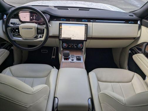 2023 Land Rover Range Rover P400 SE