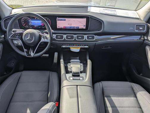 2026 Mercedes-Benz GLS 450 4MATIC
