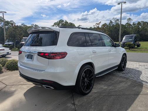2025 Mercedes-Benz GLS 450 4MATIC