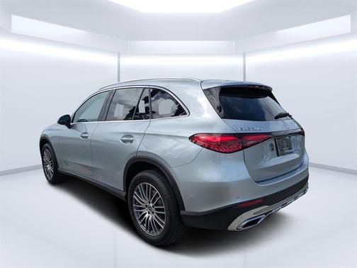 2026 Mercedes-Benz GLC 300 Base