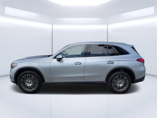 2026 Mercedes-Benz GLC 300 Base
