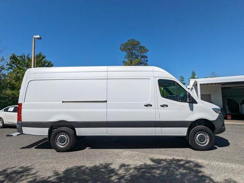 2023 Mercedes-Benz Sprinter 2500 High Roof