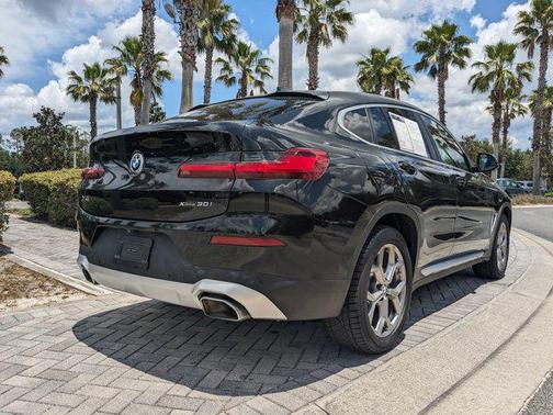 2024 BMW X4 xDrive30i
