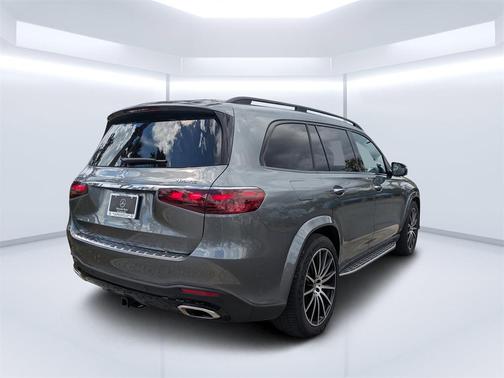 2025 Mercedes-Benz GLS 580 4MATIC