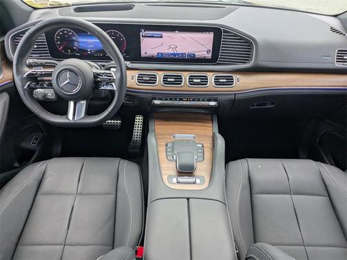 2025 Mercedes-Benz GLS 580 4MATIC