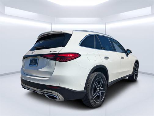 2026 Mercedes-Benz GLC 300 4MATIC
