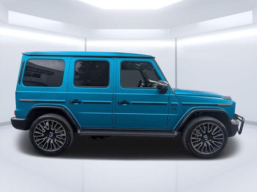 MANUFAKTUR Hyper Blue Magno 2025 Mercedes-Benz AMG G 63 G 63 AMG