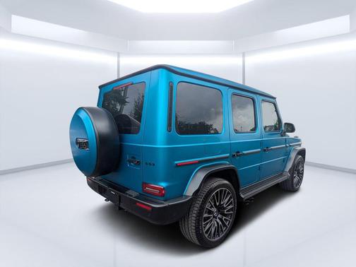 MANUFAKTUR Hyper Blue Magno 2025 Mercedes-Benz AMG G 63 G 63 AMG