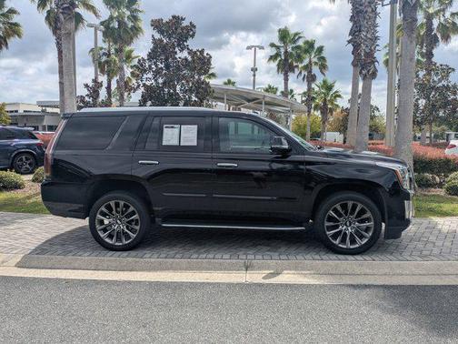 2019 Cadillac Escalade Luxury