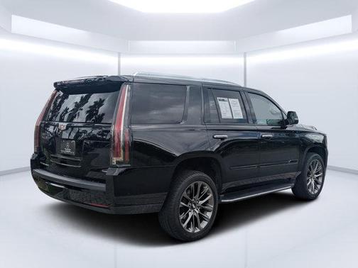2019 Cadillac Escalade Luxury