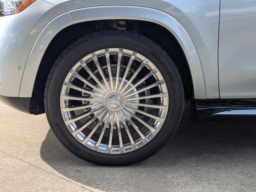 2026 Mercedes-Benz Maybach GLS 600 4MATIC