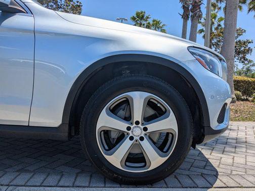 2017 Mercedes-Benz GLC 300 4MATIC