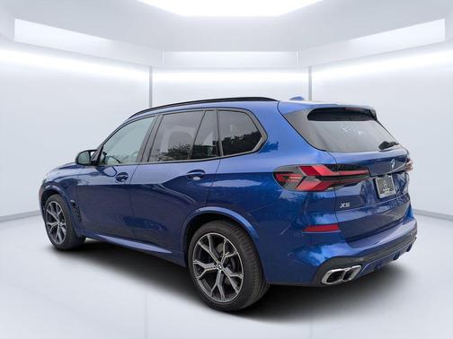 2026 BMW X5 M60i