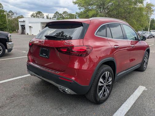 MANUFAKTUR Patagonia Red Metallic 2025 Mercedes-Benz GLA 250 4MATIC