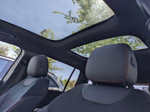 2026 Mercedes-Benz GLB 250 Base