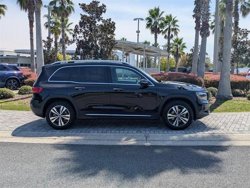 2026 Mercedes-Benz GLB 250 4MATIC