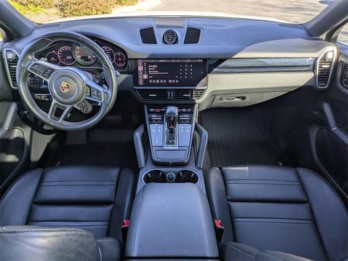 2021 Porsche Cayenne Cayenne