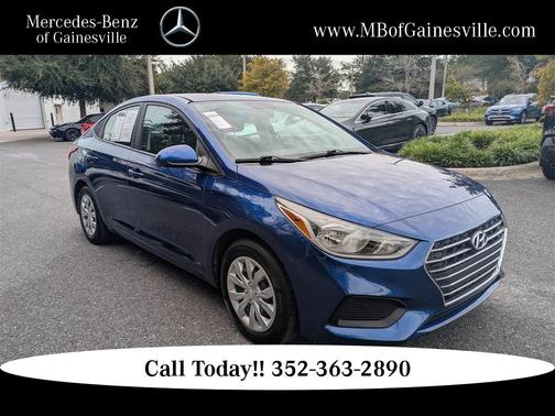 2022 Hyundai Accent SE