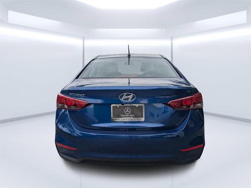 2022 Hyundai Accent SE