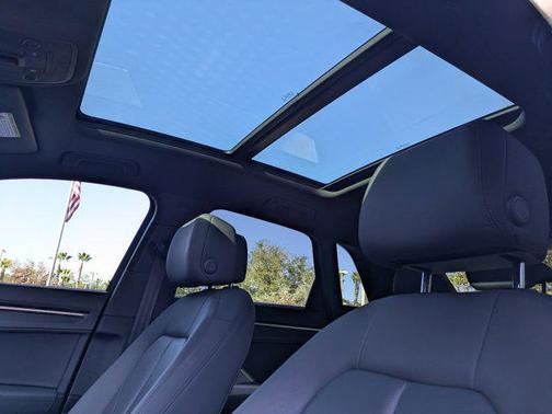 2021 Audi Q3 45 S line Premium