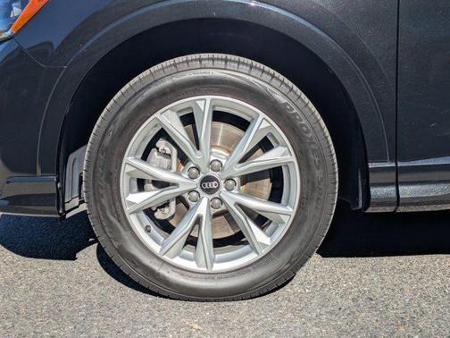 2021 Audi Q3 45 S line Premium