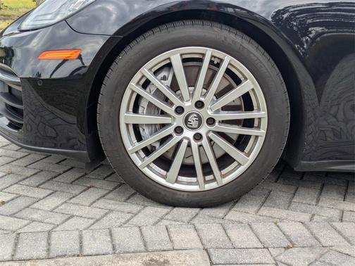 2021 Porsche Panamera Base