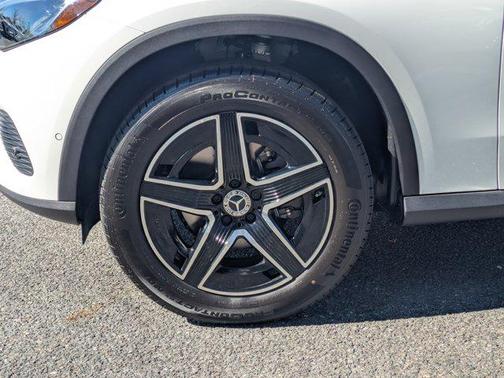 2026 Mercedes-Benz GLC 300 Base