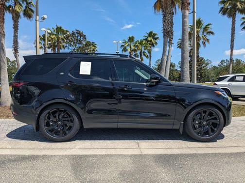 2024 Land Rover Discovery P300 S