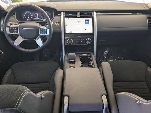2024 Land Rover Discovery P300 S