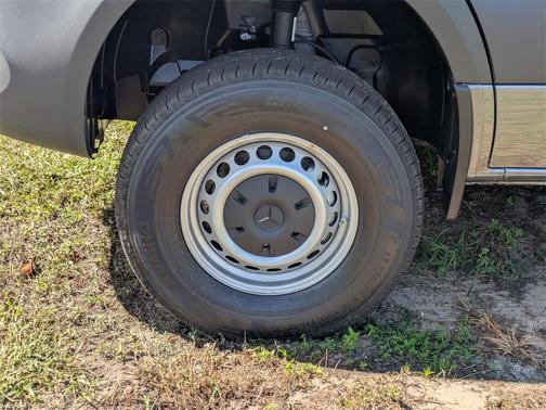 2025 Mercedes-Benz Sprinter 2500 High Roof